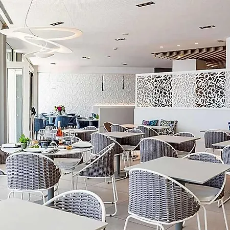 Отель Planamar 4*